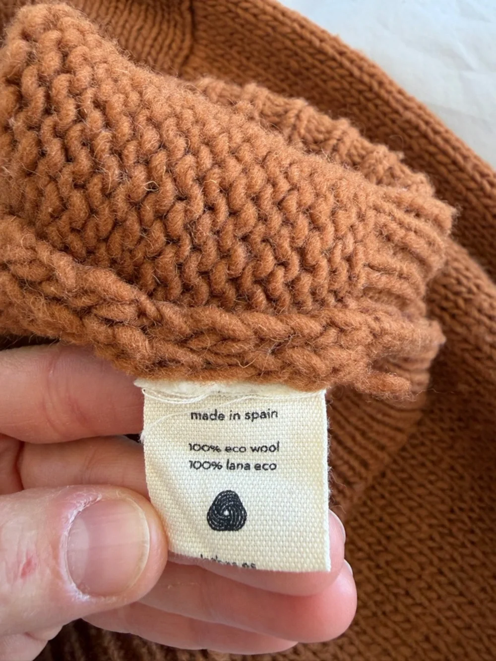 Babaà No.17 Wool Turtleneck Sweater – Nogal Brown – Oversized – One Size - Picture 7 of 8